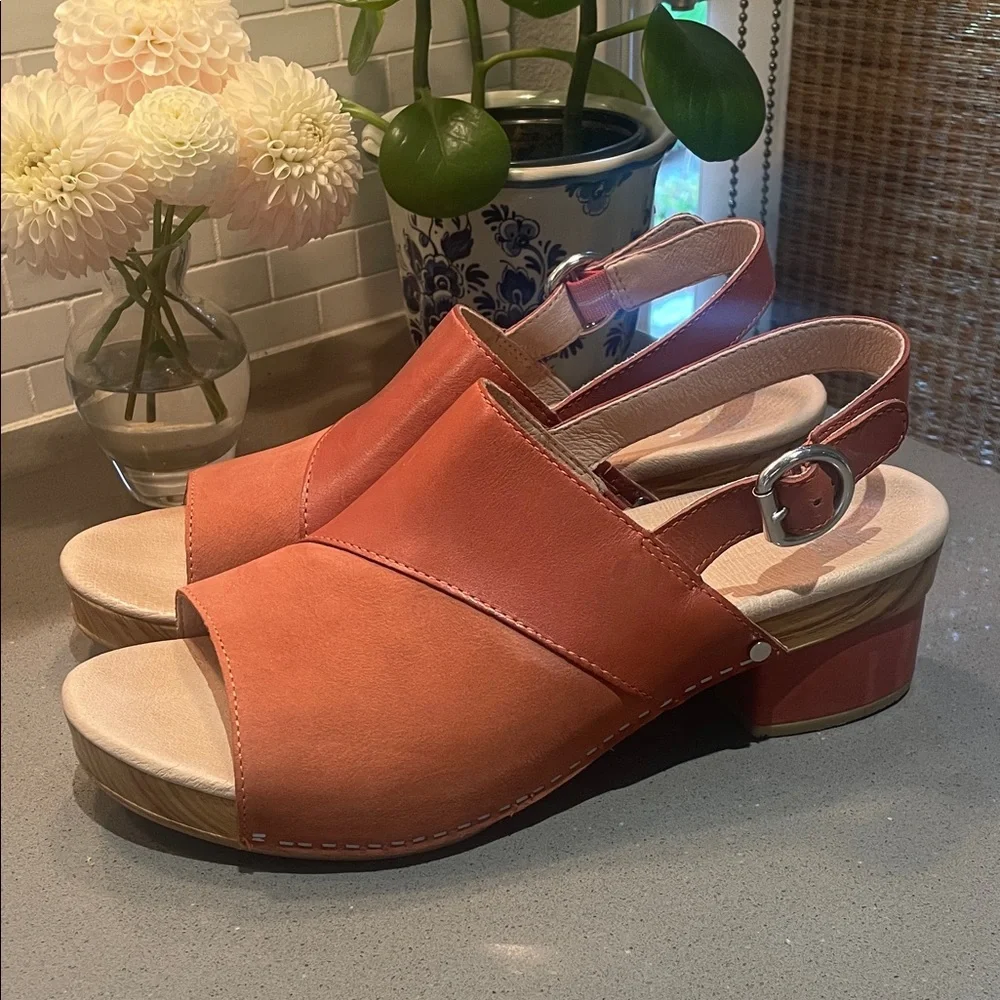 Dansko Madalyn Heeled Women's Slingback Sandals - size 41 or 10.5-11 - Picture 2 of 7